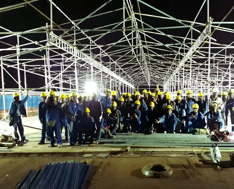 Night shift scaffolding crew on site